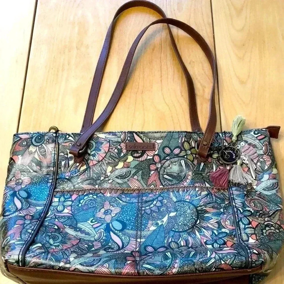 Sakroots small tote bag. 15-1/2” wide x 10” tall. Zippered close. - Picture 1 of 7